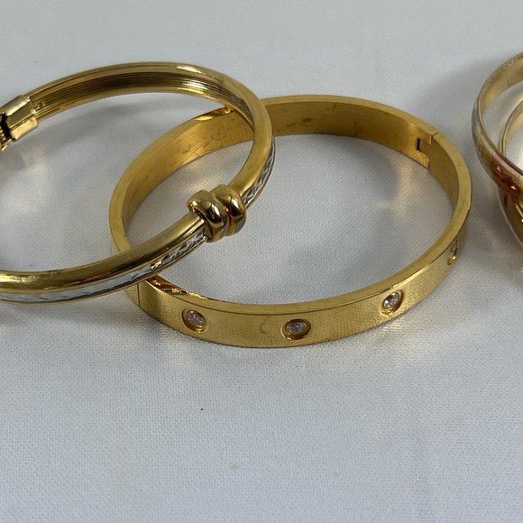 Mixed Lot of 6 Gold Tone Bangle Bracelets Textured Rhinestones Stackable - Picture 5 of 11